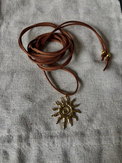 Choker gamuza ❁ Solis