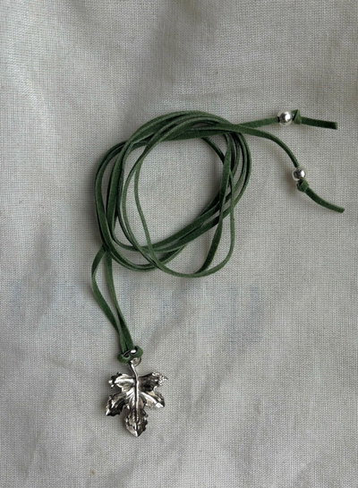 Choker gamuza ❁ Lopez 