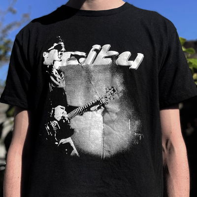 Remera Pity Álvarez