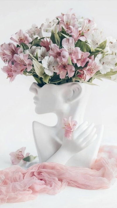 Molde Florero mujer mano en cuello