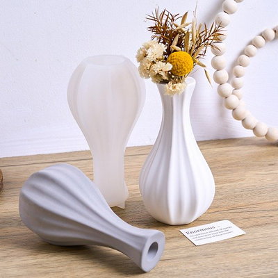 Molde Florero cuello alto 