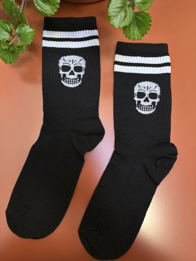 Media Larga Skull