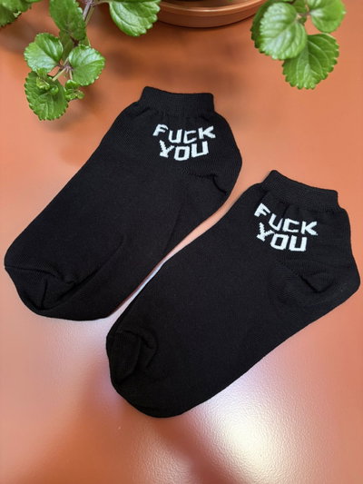 Media Corta Fuck You