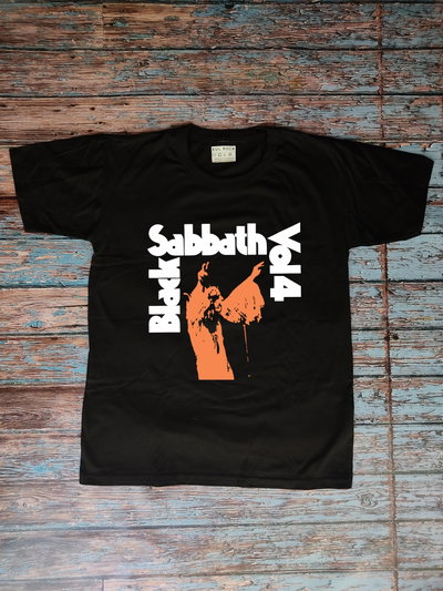 Reme Negra Black Sabath 4