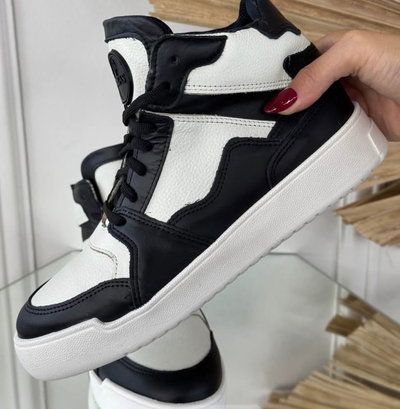 ZAPATILLA NEGRA Heyas