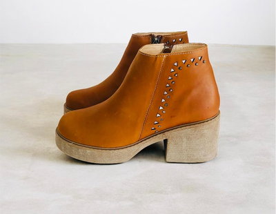 Botas Lisi