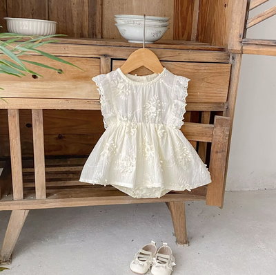 Vestido labrado natural