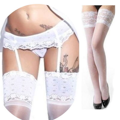 CONJUNTO PORTALIGAS MEDIAS BUCANERAS BLANCAS