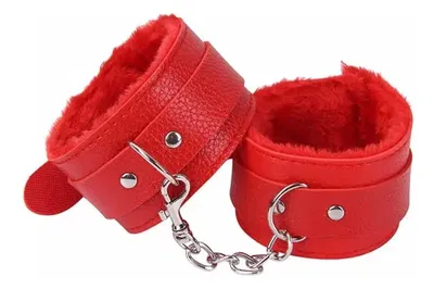 ESPOSAS ECO CUERO MOSQUETON ROJO 