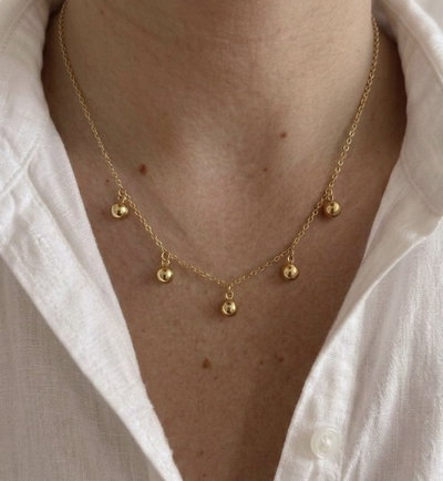 Collar bolitas