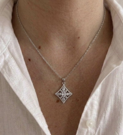 Collar triángulo cubic - acero quirúrgico 