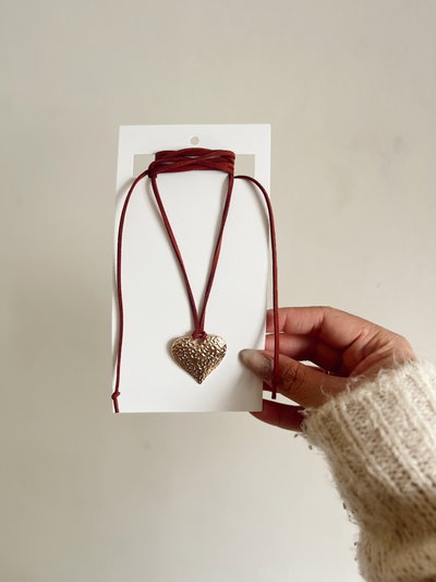 Choker corazón dorado 2