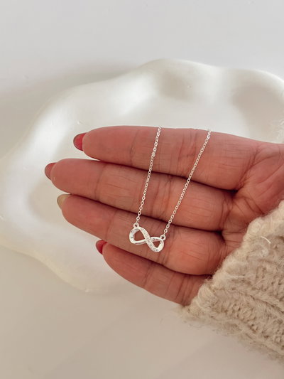 Collar infinito 
