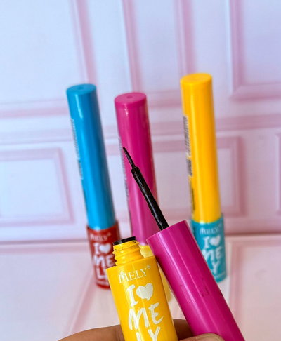 Delineador líquido Mely x3 $2500 c/u