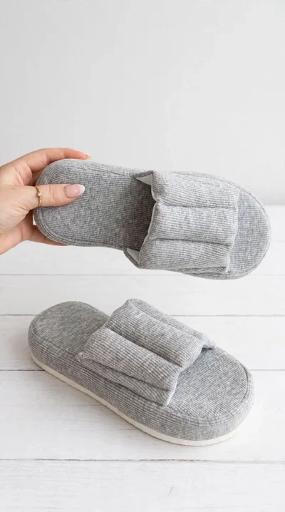 Pantufla De Morley Cruzada Gris