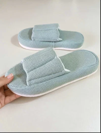 Pantufla De Morley Cruzada Verde Aqua