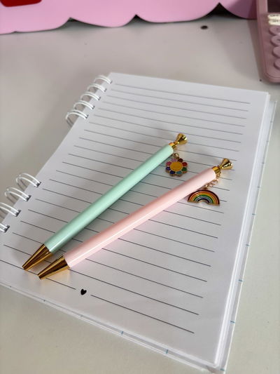 Bolígrafo con dije - tinta negra