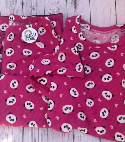 Pandas fucsia