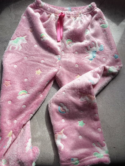 Unicornios fucsia