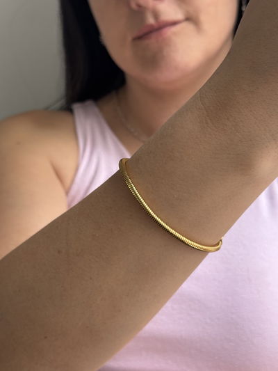 PULSERA WILE GOLD ACERO QUIRÚRGICO GOLDEN