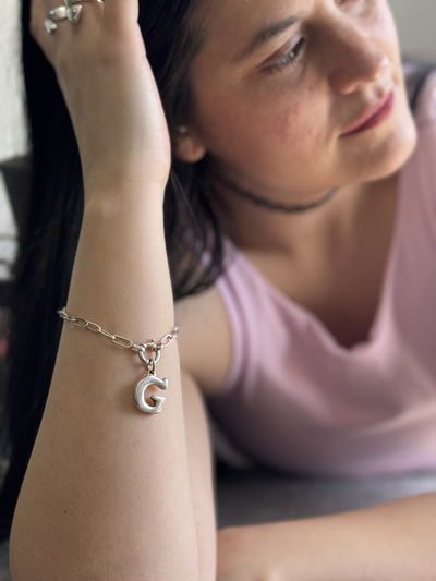 PULSERA FORCET CON INICIAL PLATA 925