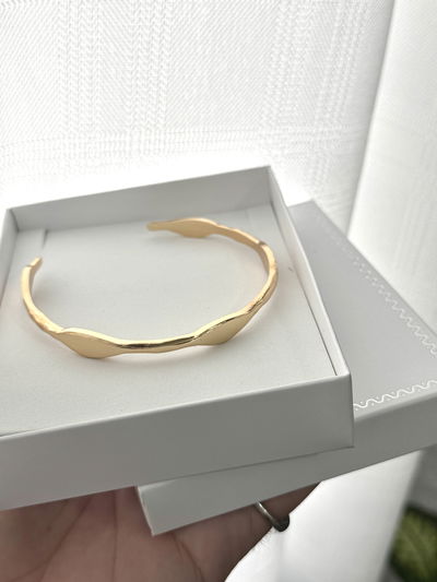 BRAZALETE NACHA GOLD ACERO QUIRURGICO