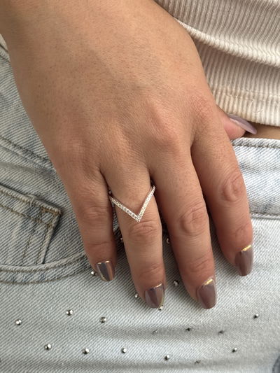 ANILLO EN V PLATA 925