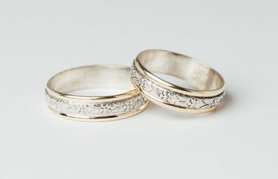 PAR DE ALIANZAS PLATA 925 Y ORO 