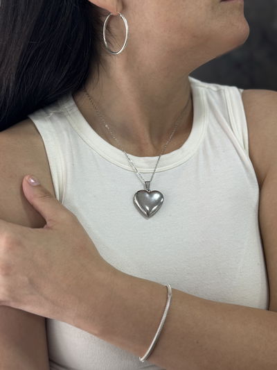 COLLAR RELICARIO ACERO QUIRURGICO - LOVE