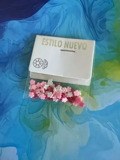 Fimos florcitas sakuras rojas, rosas y blancas