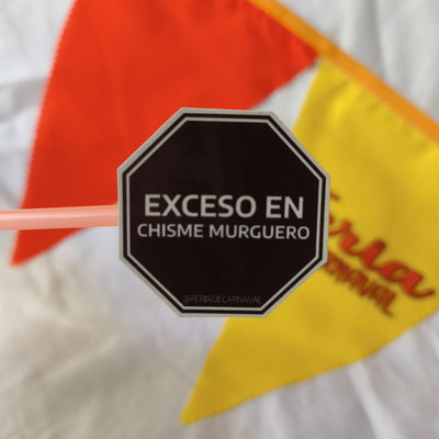 Exceso en Chisme Murguero | Sticker