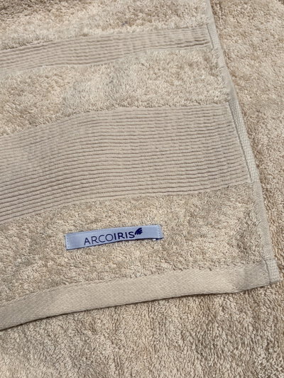 Toallón ARCO IRIS 100% Algodon calidad pesado 500grs