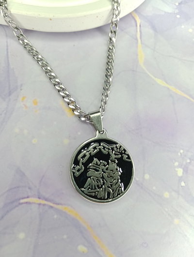 Collar OKTUBRE macizo