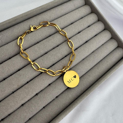 Pulsera con Grabado Dorada