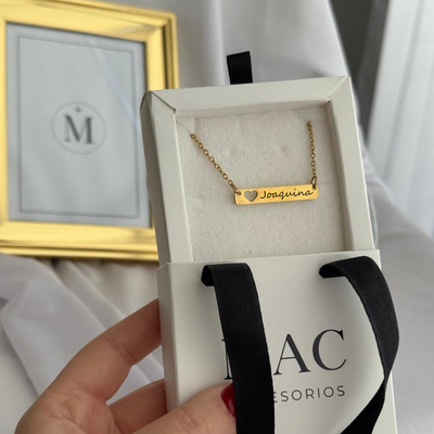 Set de pulsera + collar barra con corazón dorado grabado