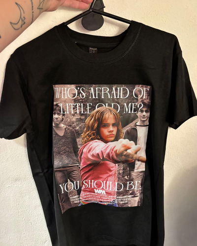 REMERA TAYLOR POTTER: WHO'S AFRAID OF LITTLE OLD ME