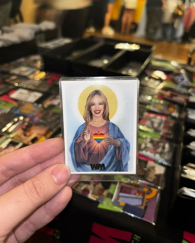 ESTAMPITA PLASTIFICADA: KYLIE MINOGUE