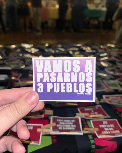 STICKER VAMOS A PASARNOS 3 PUEBLOS