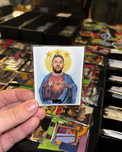 ESTAMPITA PLASTIFICADA: MESSI