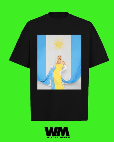 REMERA MARÍA BECERRA