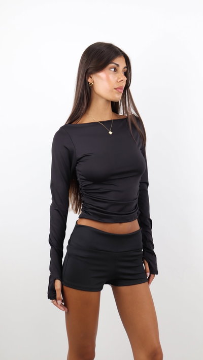 Top Cuello Bote c/Frunce Lateral y Efecto dedo