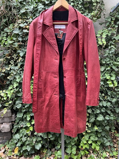 Tapado de cuero rojo