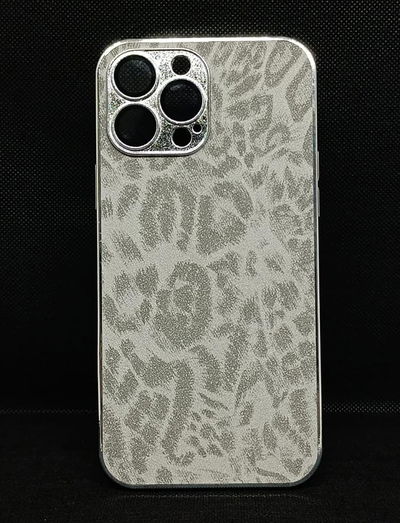 iPhone 13 Pro Max - Safari - Animal Print