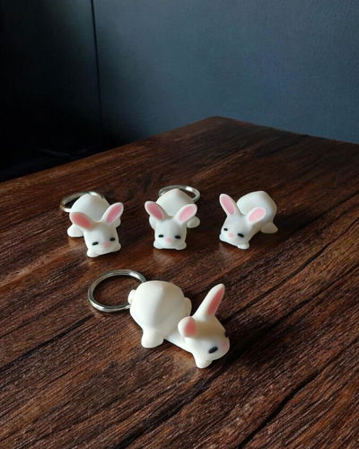 Llavero-soporte conejo