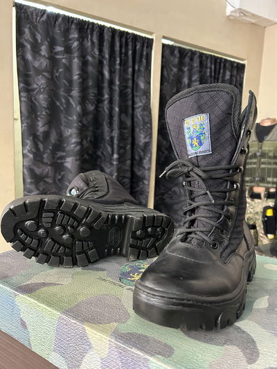 Borcego cuero y cordura caña alta