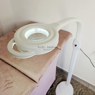 Lupa con Luz LED Fría 5D