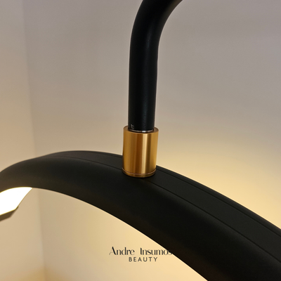 Lámpara LED Media Luna de Pie – Luz Profesional para Estética y Spa