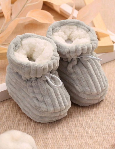Pantubota Gris "Corderito" 