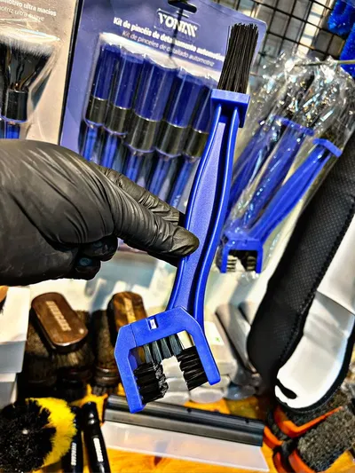 CEPILLO LIMPIA CADENA AZUL MPCT