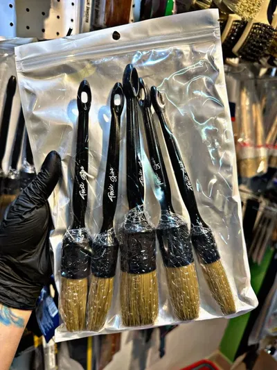 SET X5 PINCELES NEGROS TOXIC SHINE